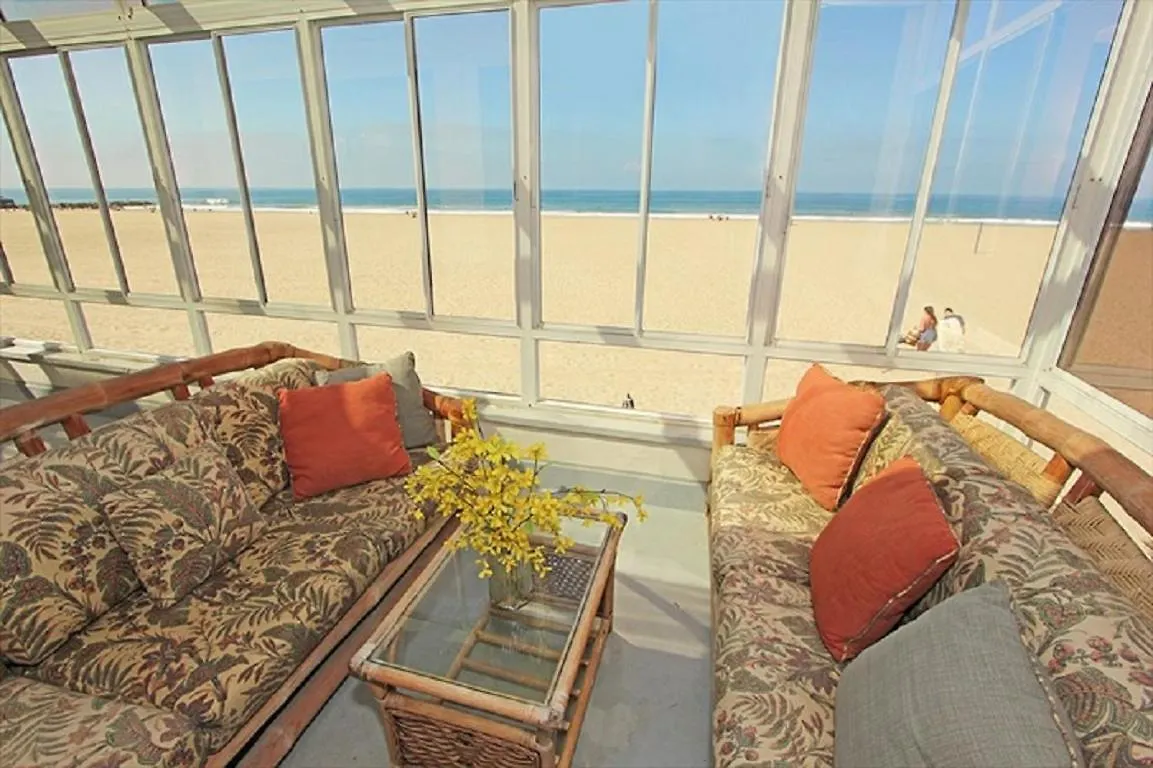 5911 Seashore Dr Newport Beach